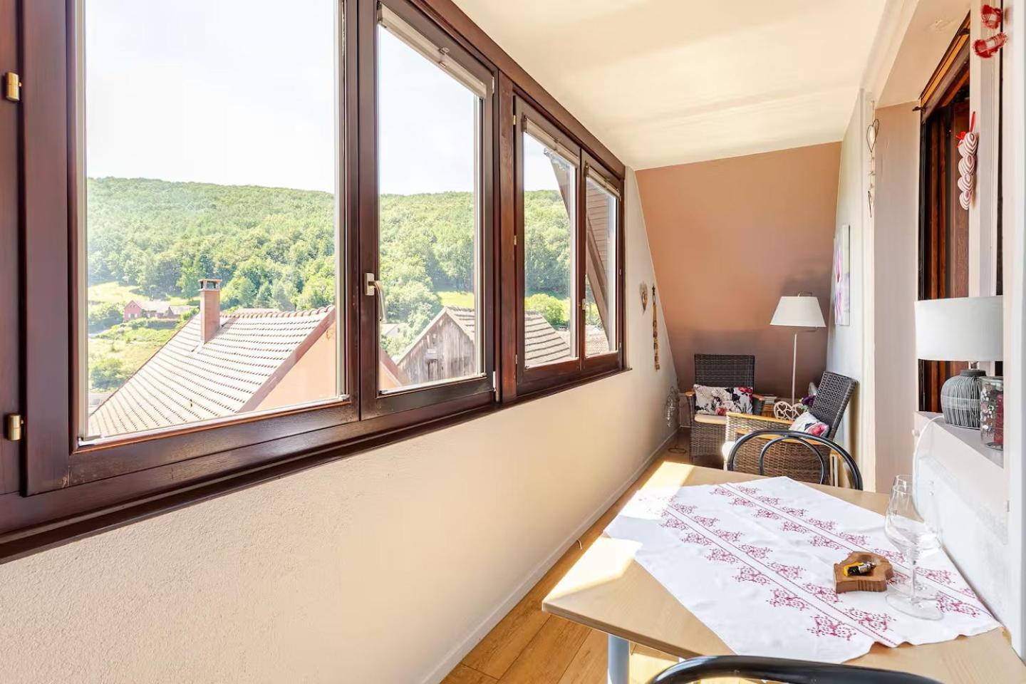 Chambre Du Vigneron - Domaine Leon Bleesz Reichsfeld Bagian luar foto